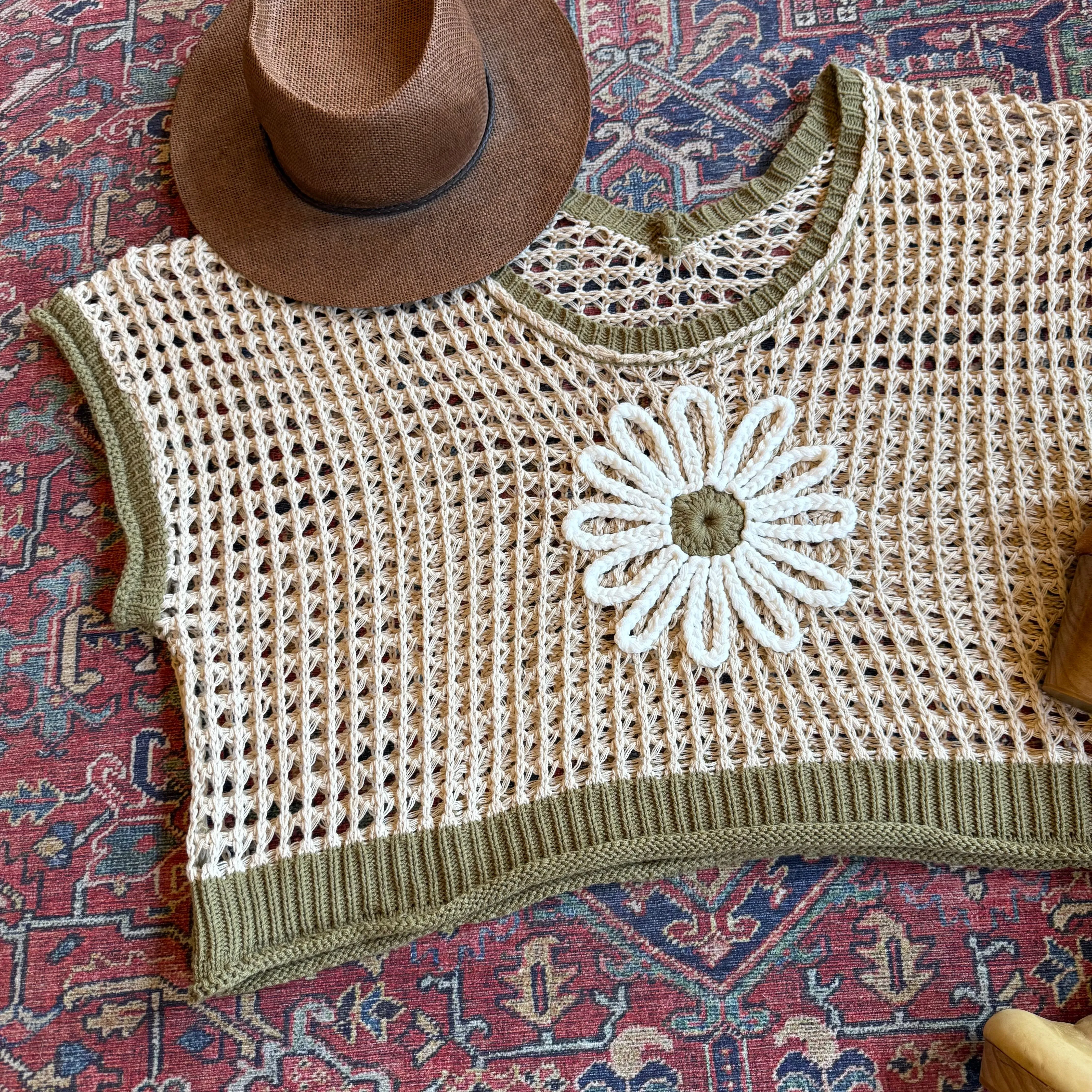 Bohemian Spring Flower Crochet Crop Top 🌻 Beige/Olive