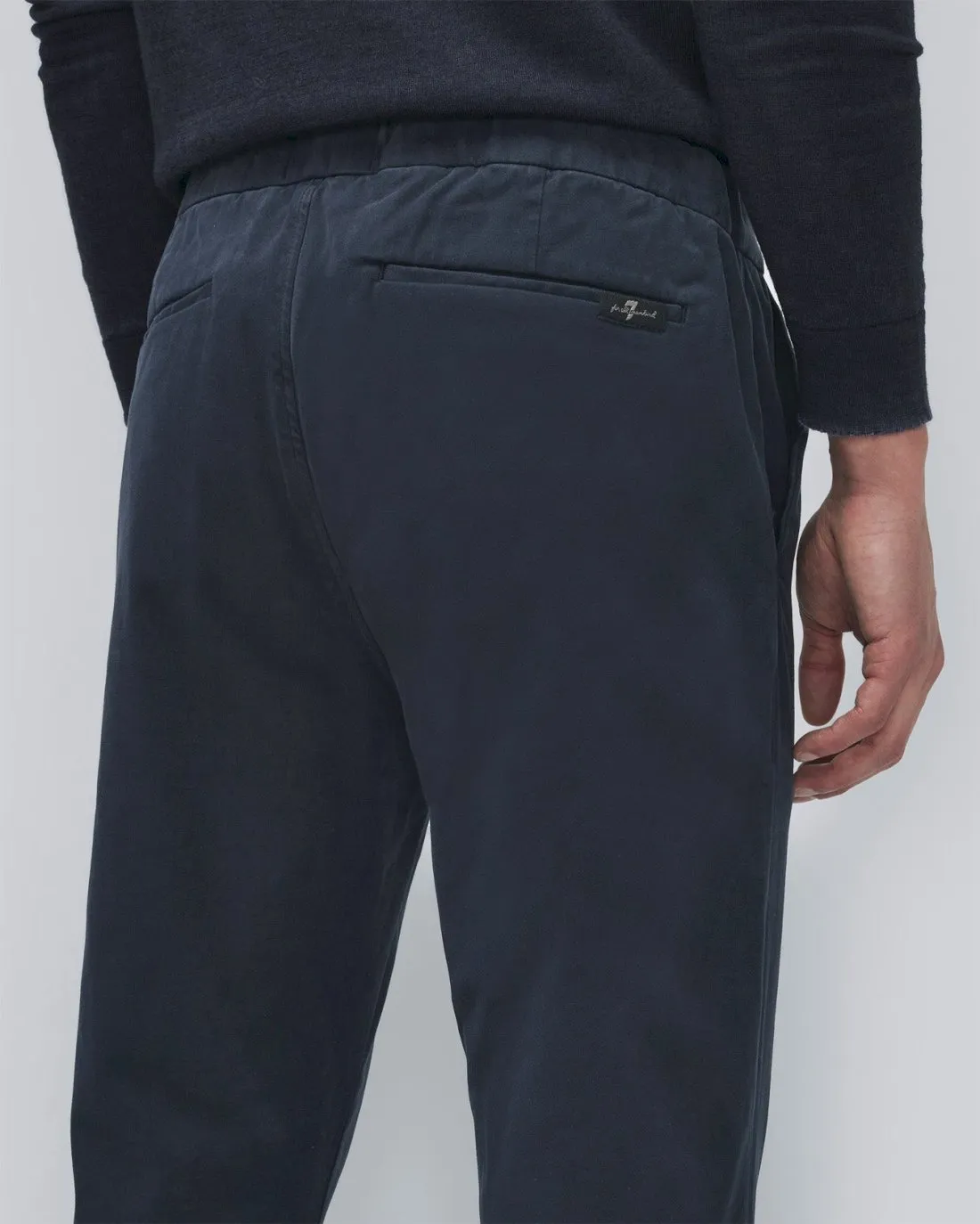 Luxe Performance Slimmy Tapered Chino in Sateen Navy
