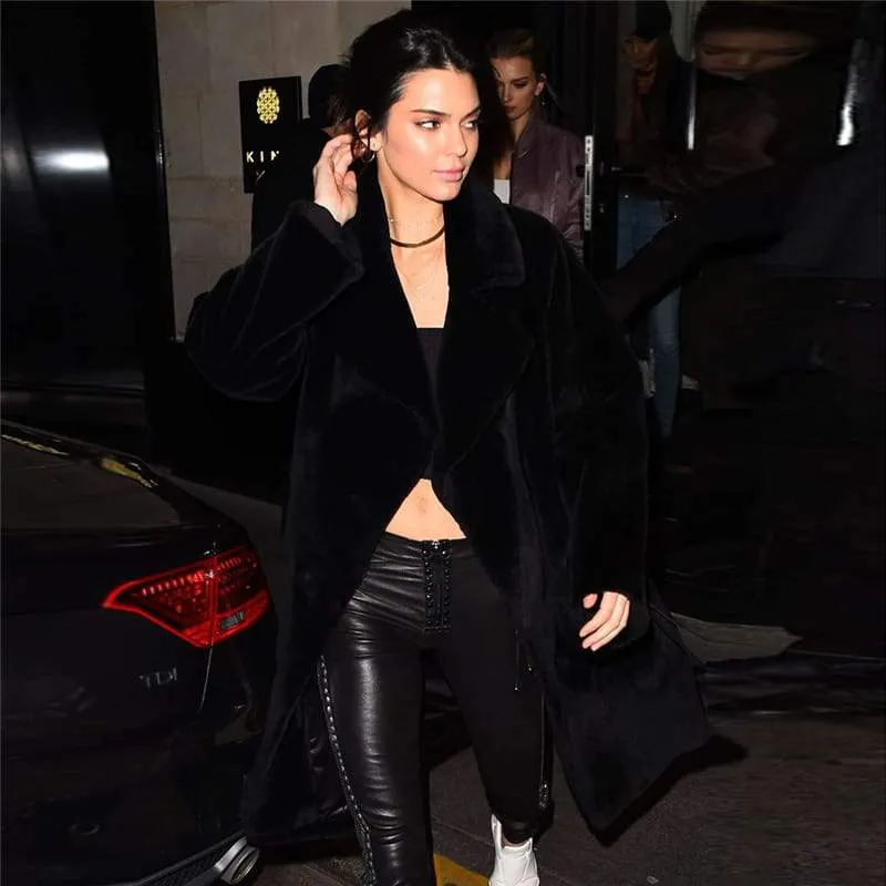 Oversized Faux Fur Jas